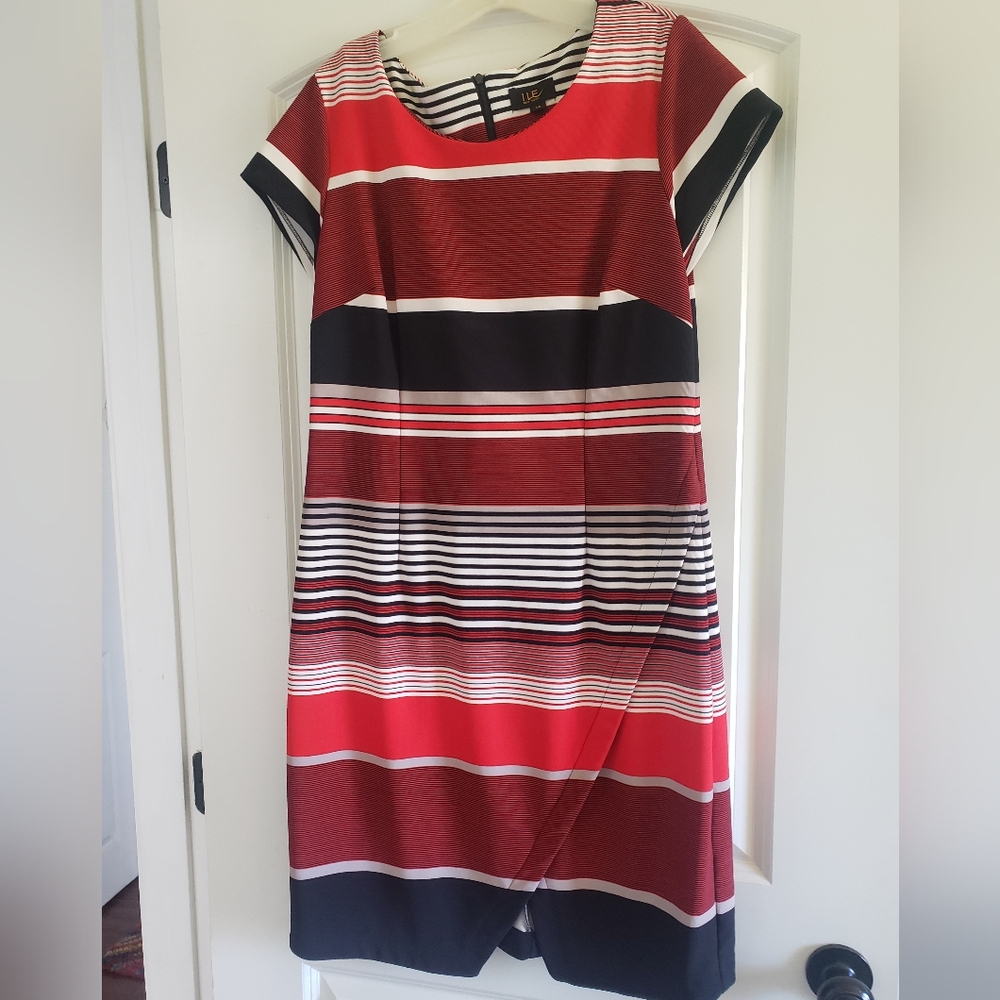 ILE Dress Size 14